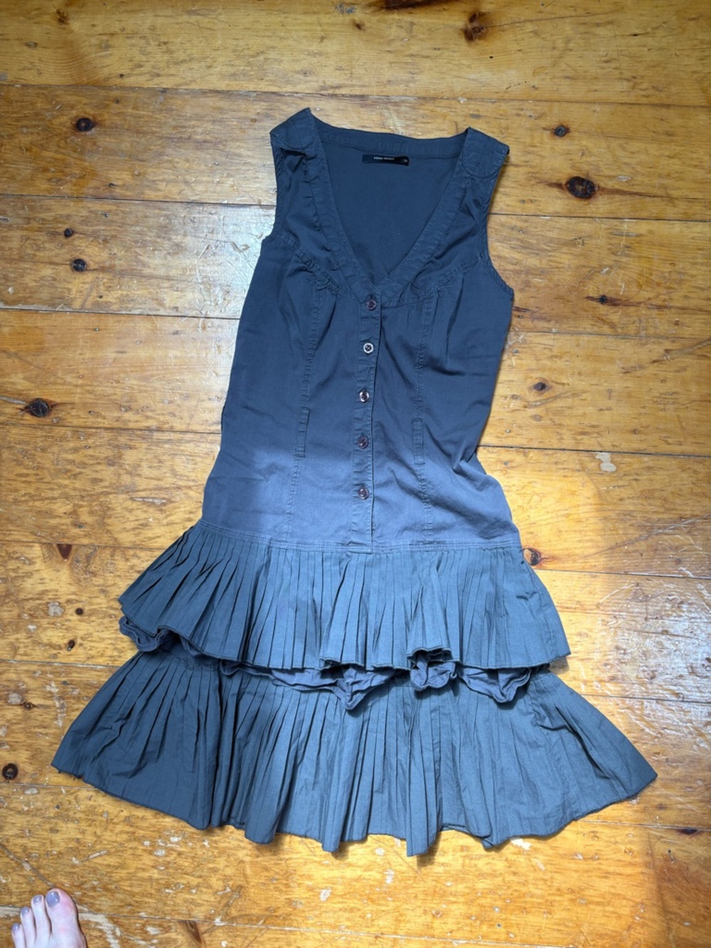 Vero Moda Charcoal Gray Sleeveless Ruffle Mini Dress - Picture 3 of 4